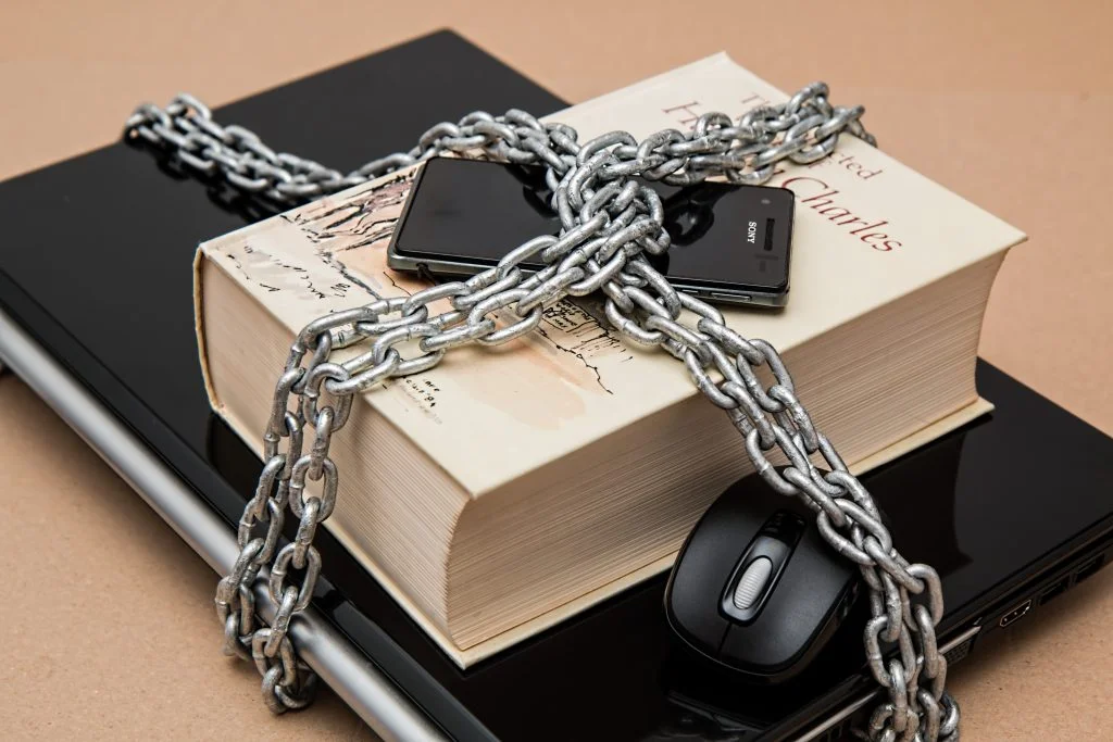 book chain computer